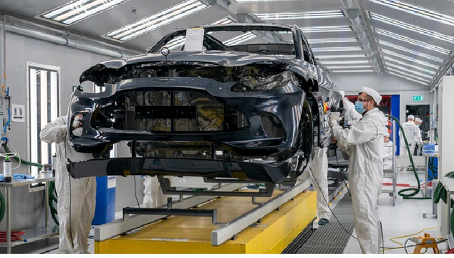 Mục sở thị những công đoạn sản xuất SUV Aston Martin DBX 2021 