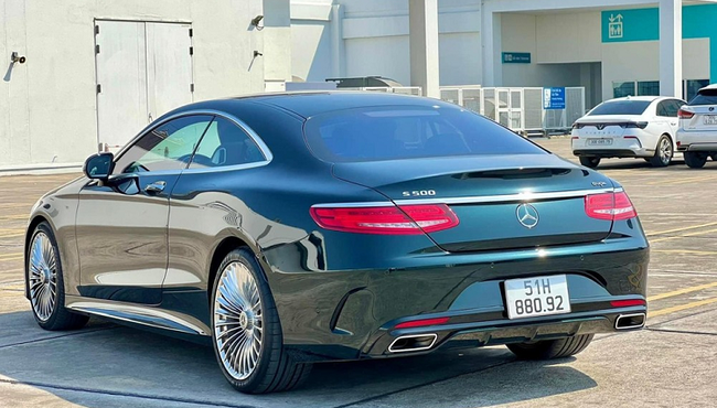 Cận cảnh Mercedes-Benz S400 Coupe 4Matic rao bán giá 4,7 tỷ đồng