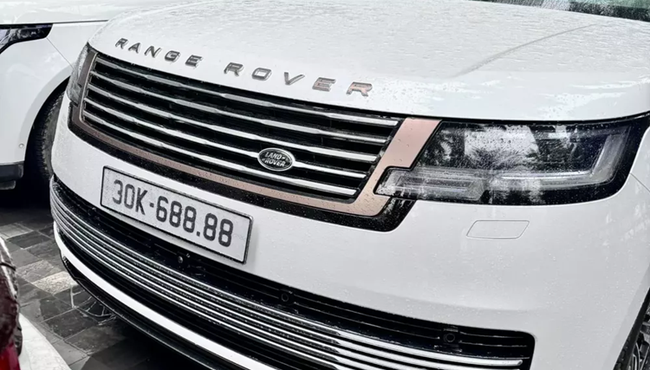 Biển 30K-688.88 gắn lên xe sang Range Rover SV hơn 25 tỷ