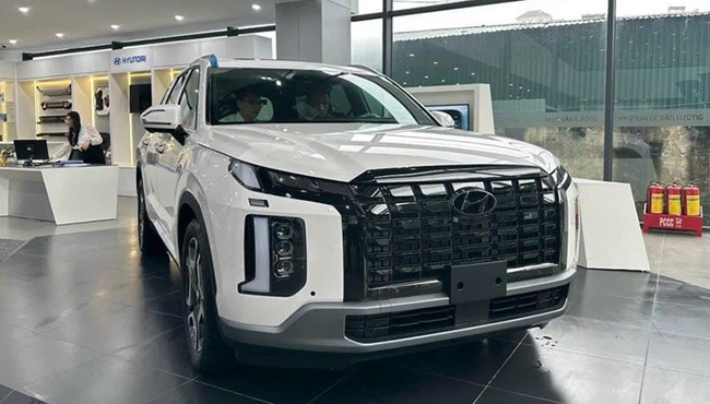 Hyundai Palisade sản xuất năm 2023 được giảm gần 150 triệu 