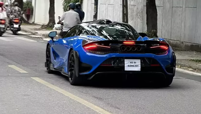 Cận cảnh McLaren 765LT hơn 27 tỷ ở Hà Nội 