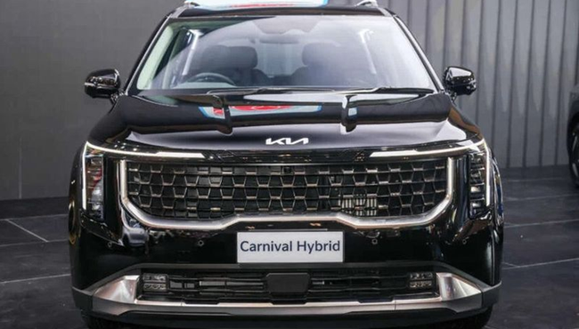 Chi tiết Kia Carnival hybrid 2025 giá tới 2,2 tỷ đồng