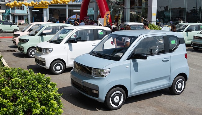 Giá niêm yết của Wuling Hongguang Mini EV chưa tới 200 triệu 