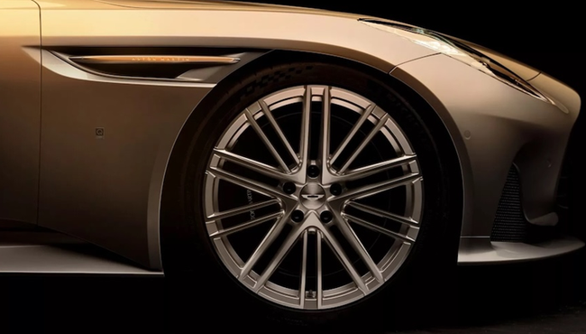 Cận cảnh “điệp viên” Aston Martin DB12 Goldfinger 