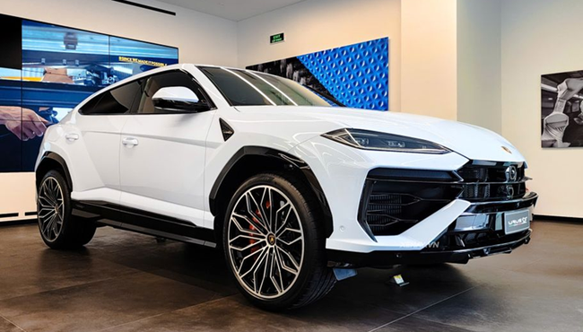 Chi tiết SUV Lamborghini Urus SE giá 15,6 tỷ đồng 