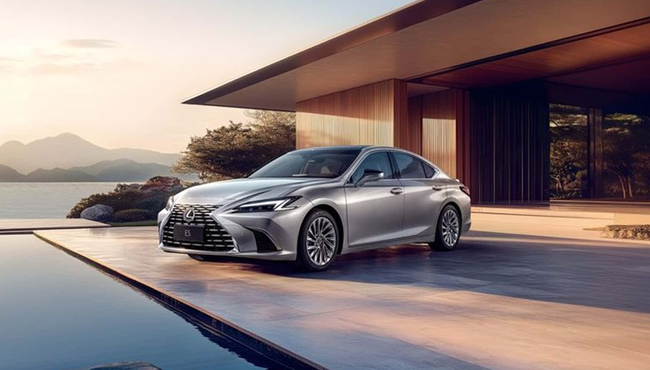 Chi tiết xe sang Lexus ES 2025 chỉ từ 1,049 tỷ đồng