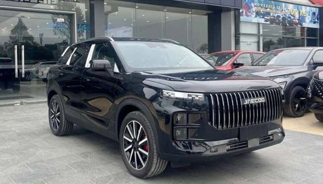 Jaecoo J7 PHEV tại Việt Nam bất ngờ giảm tới 90 triệu đồng