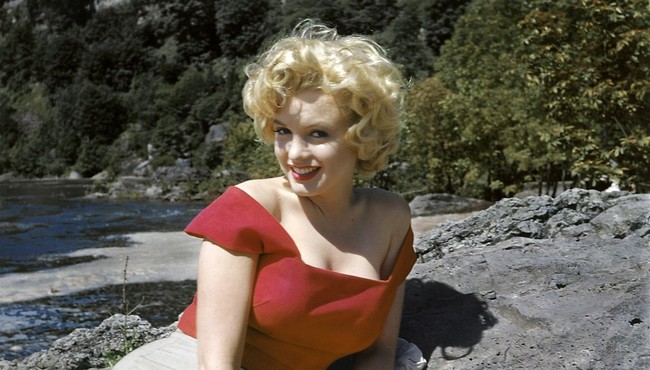 Marilyn Monroe giữ giùm sắc đẹp quyến rũ như nào? 