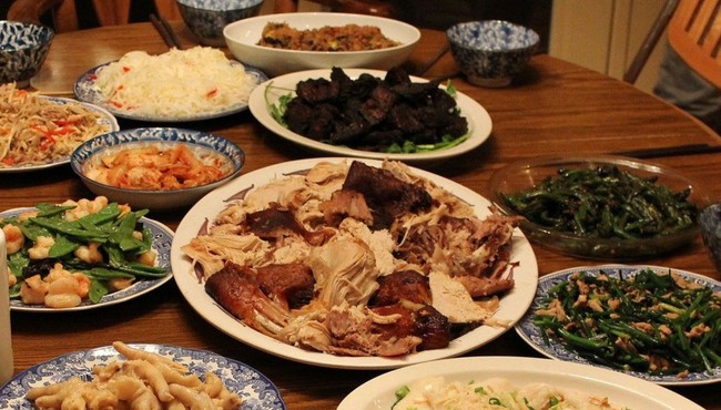Ăn rau mẹ trồng, 4 con ngộ độc nặng, một người tử vong