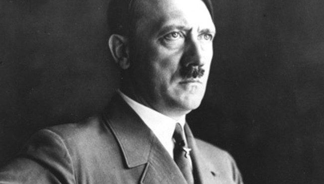 Hitler sống những ngày cuối đời ở đâu?