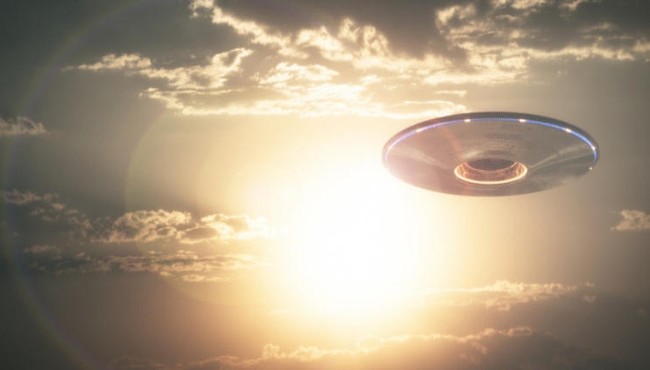 Lầu Năm Góc từng chi 22 triệu USD bí mật điều tra về UFO