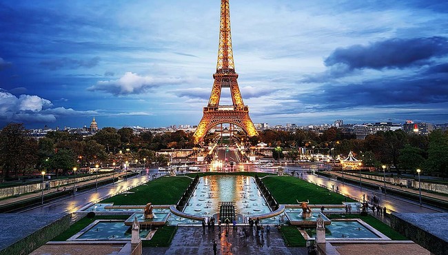 Hé lộ bí mật về tháp Eiffel nổi tiếng thế giới 