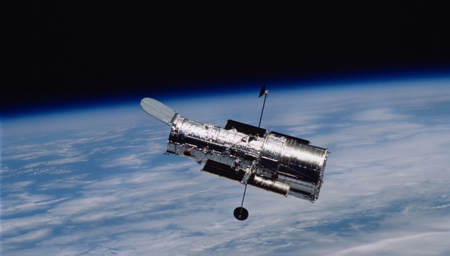 Kính viễn vọng Hubble có thể nổ tung vào những năm 2030, NASA gấp rút làm điều gì? 