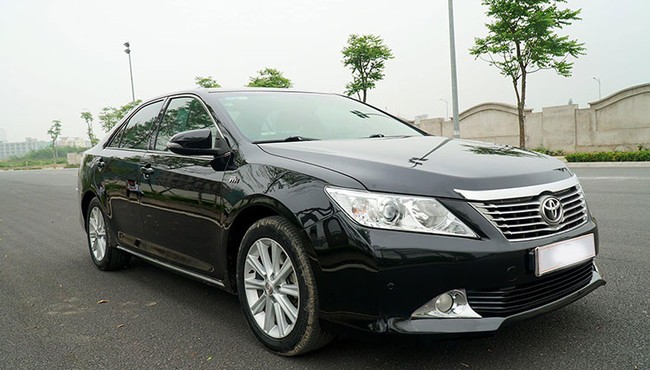 Cận cảnh Toyota Camry 2014x bán hơn 600 triệu ở Hà Nội