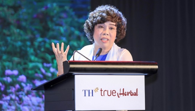 Nữ đại gia Thái Hương: Nhà sáng lập TH True Milk đến thuyền trưởng của BacABank