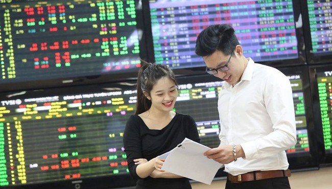 Chứng khoán ngày 14/12: Cổ phiếu nào nên chú ý?