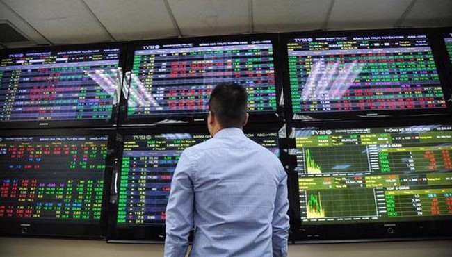 Chứng khoán ngày 10/11: Cổ phiếu nào nên chú ý?