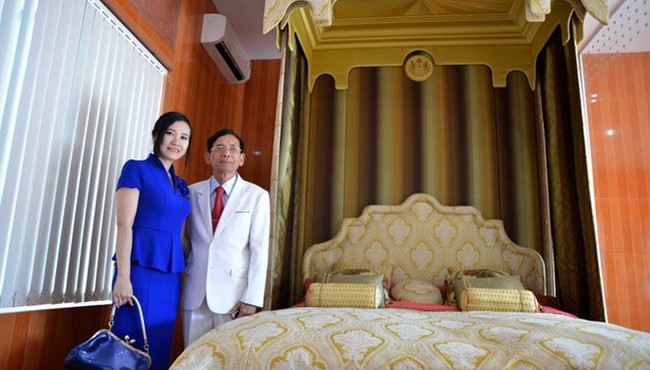 Chuyện tình trắc trở của đại gia tậu giường 6 tỷ