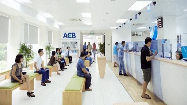 ACB báo lãi quý 3 cao kỷ lục, cổ phiếu tiếp tục tăng mạnh 