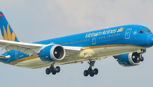 Vietnam Airlines bị nghi ngờ khả năng hoạt động liên tục, đã bán 35% vốn Cambodia Angkor