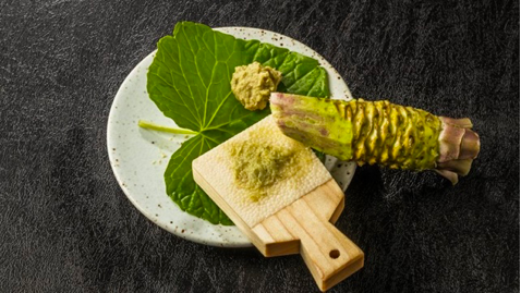 Vì sao củ wasabi tươi ăn kèm sushi Nhật luôn thuộc dạng đắt đỏ bậc nhất thế giới?