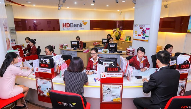 HDBank muốn mua lại một công ty chứng khoán, HDBS trong tầm ngắm?