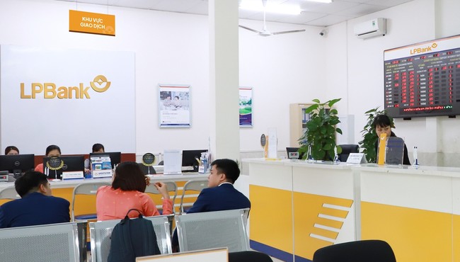 LPBank phân phối tiếp 73 triệu cổ phiếu cho 3 cá nhân