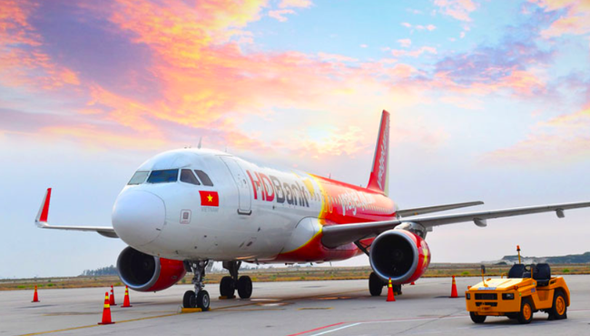 Vietjet hoãn trả cổ tức bằng cổ phiếu để chào bán riêng lẻ giá 100.000 đồng/cp