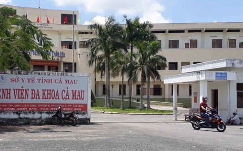 Nhà thầu nào trúng gói cung cấp băng dính và túi ép cho Bệnh viện ĐK Cà Mau?