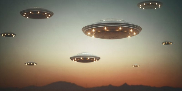 UFO xuất hiện khiến ngư dân mắc bệnh lạ 350 năm trước? 