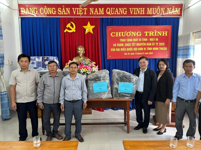 Chu tich Phan Xuan Dung chuc Tet Nguyen dan 2025 tai tinh Ninh Thuan-Hinh-5