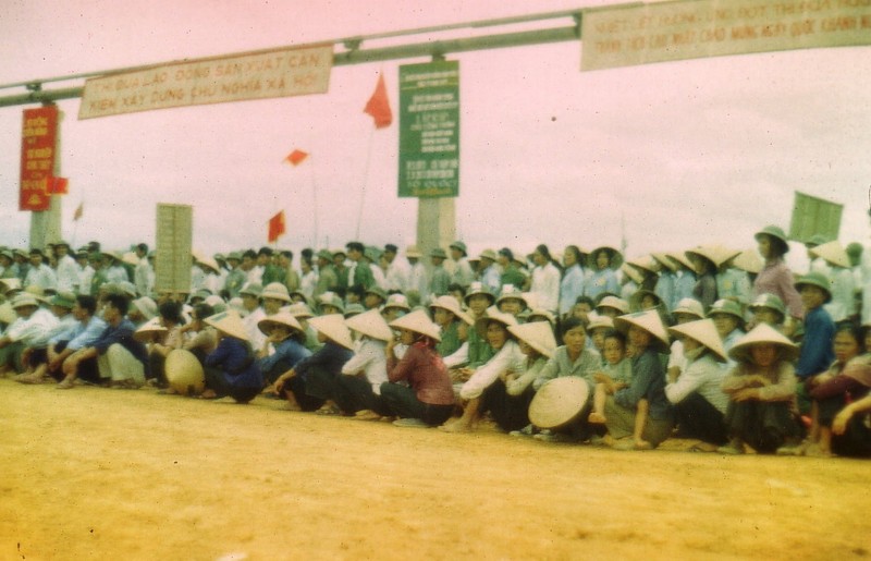 Anh hiem ve nha may gang thep o Thai Nguyen thap nien 1970-Hinh-6