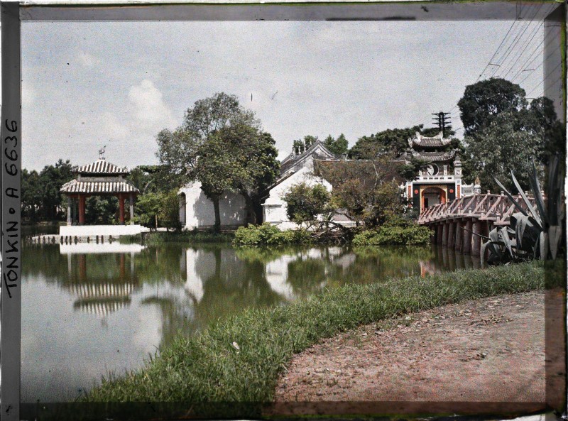 Ho Hoan Kiem - den Ngoc Son cuc khac la trong anh mau nam 1915-Hinh-7