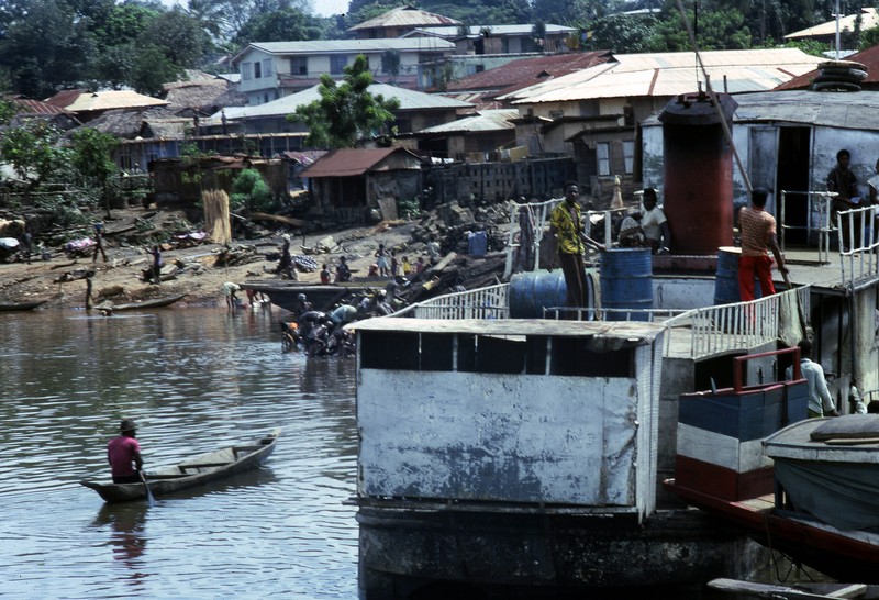 Loat anh kho quen ve dat nuoc Nigeria nam 1980-Hinh-3