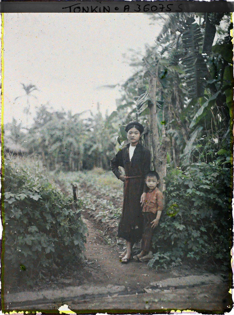 Anh mau cuc hiem ve phu nu nong thon Bac Bo nam 1921-Hinh-7