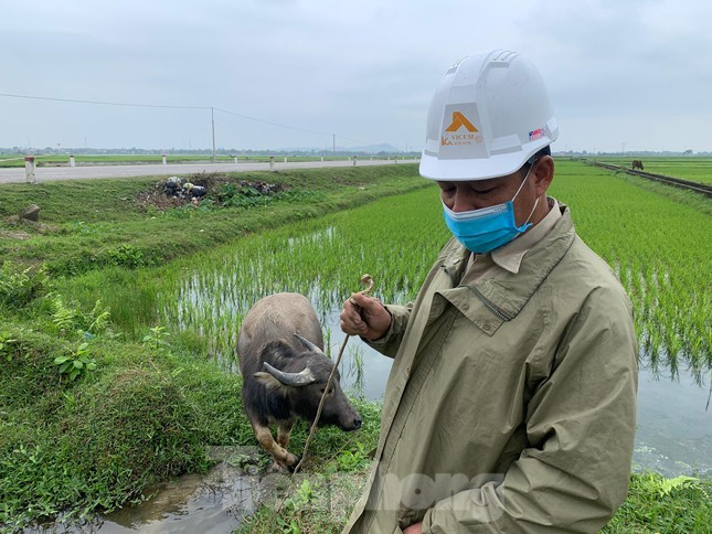 Sung sot vi dat nong thon co gia khoi diem 'tren troi'-Hinh-2