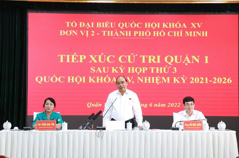 Chu tich nuoc Nguyen Xuan Phuc: Xu ly nghiem tieu cuc trong y te, cham lo y te co so