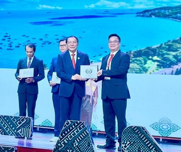 Vung Tau thang giai 'Thanh pho du lich sach ASEAN 2024'