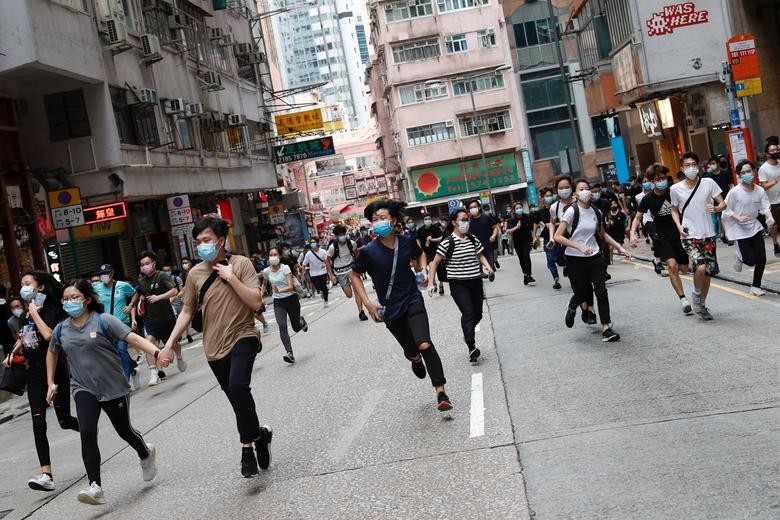 Hang nghin nguoi bieu tinh o Hong Kong phan doi du luat an ninh moi