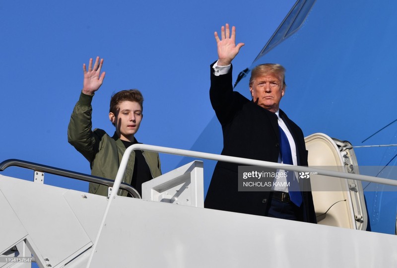 Ngam ve dien trai cua “Hoang tu Nha Trang” Barron Trump-Hinh-10