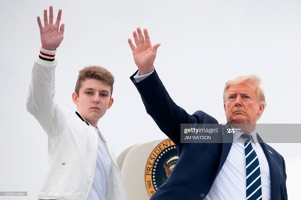 Ngam ve dien trai cua “Hoang tu Nha Trang” Barron Trump-Hinh-11