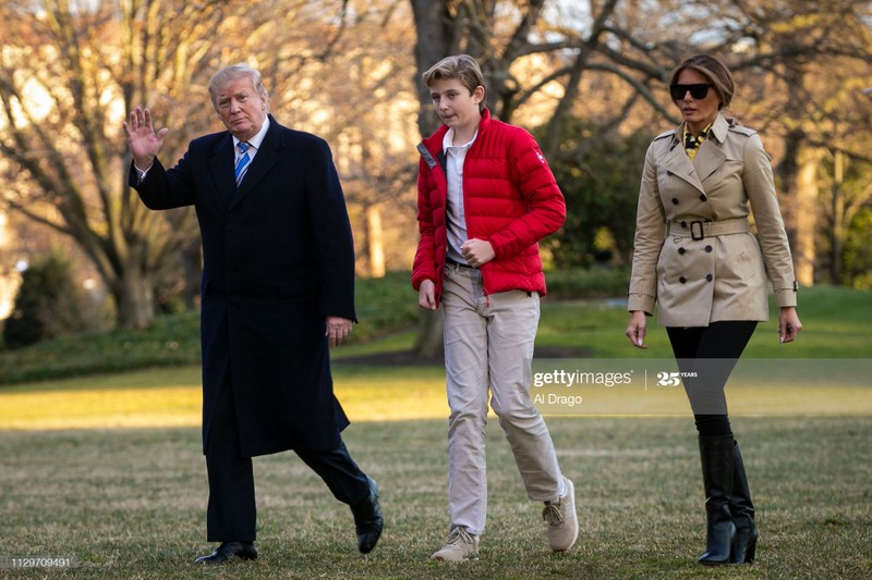 Ngam ve dien trai cua “Hoang tu Nha Trang” Barron Trump-Hinh-4