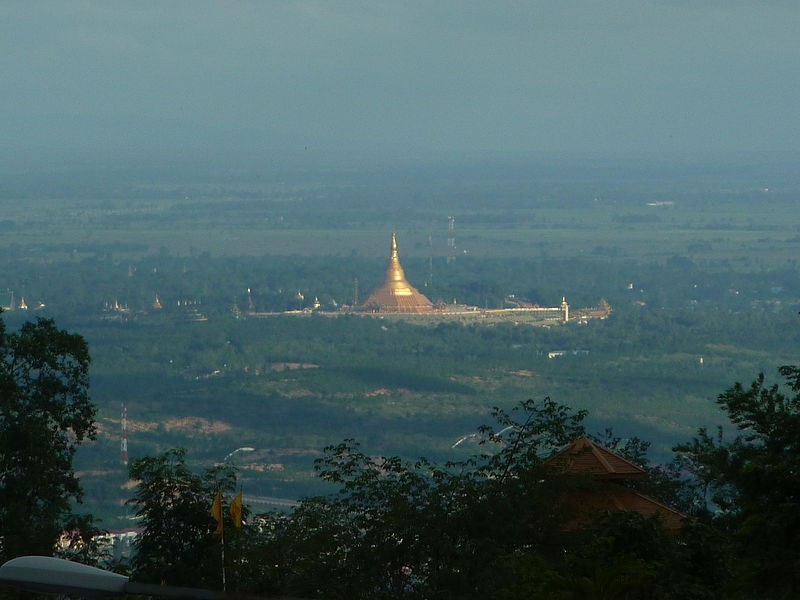 Su that bat ngo ve dat nuoc Myanmar vua xay ra chinh bien