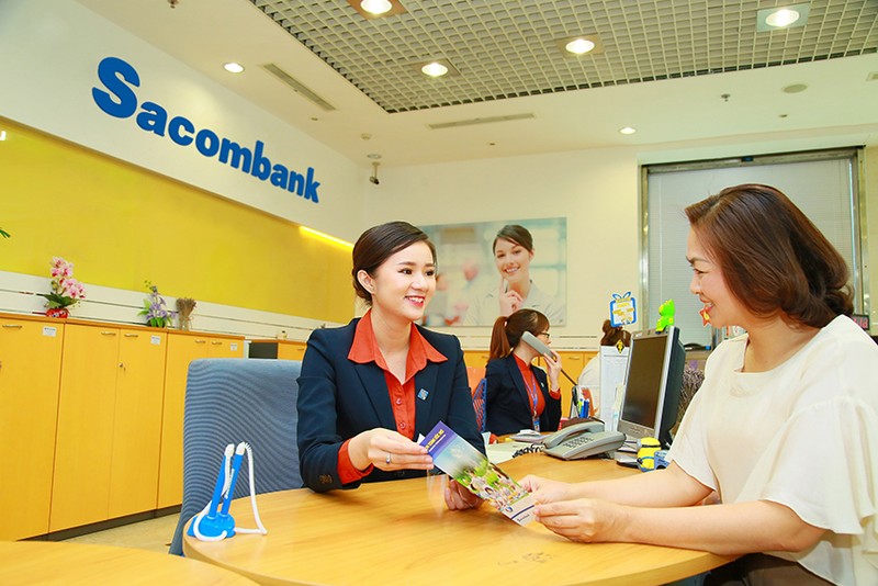 Tu vu viec tai Sacombank - Khach hang bi rut trom tien, trach nhiem thuoc ve ai?