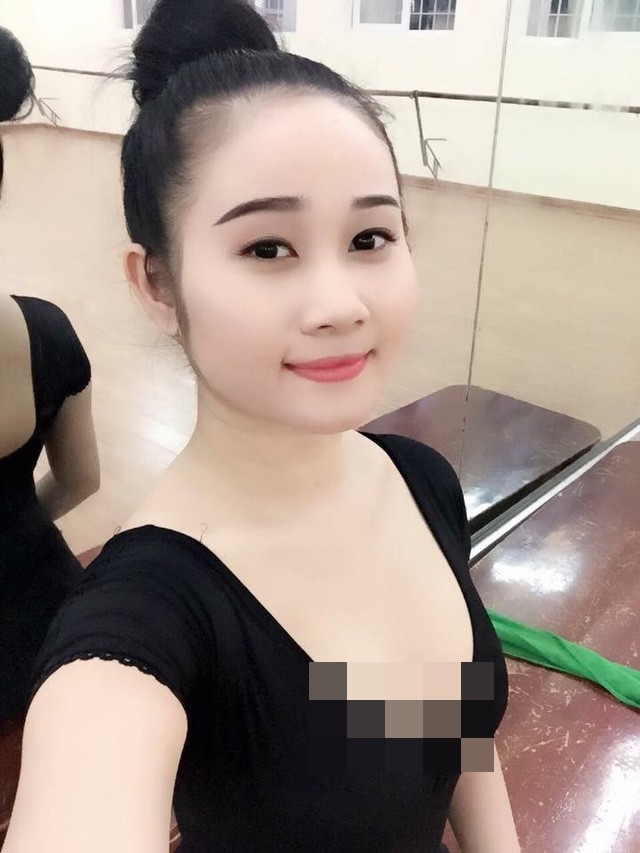 Ngam nhan sac hotgirl goi cam la ban gai cau thu U22 sut tung luoi Trung Quoc-Hinh-2