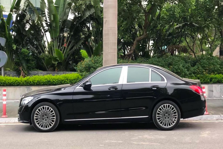 Mercedes-Benz C200 2019 