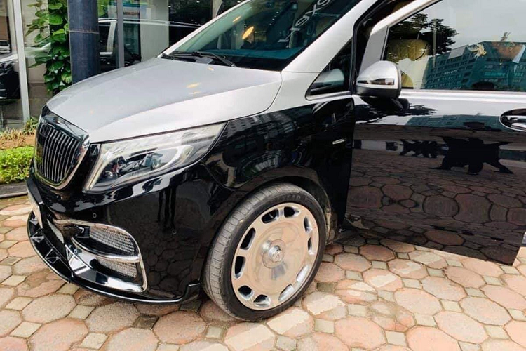 Dan choi bien Mercedes-Benz V-Class thanh xe sieu sang Maybach-Hinh-2