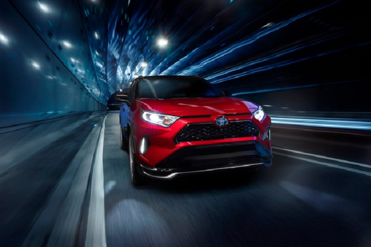 Cận cảnh Toyota RAV4 Prime PHEV 2021 đầy ấn tượng - Hình 9 Can canh Toyota RAV4 Prime PHEV 2021 day an tuong-Hinh-9