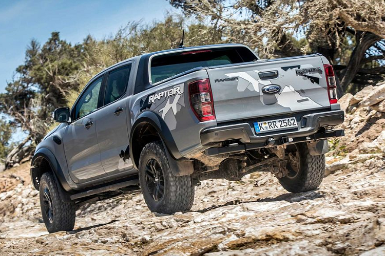 An tuong Ford Ranger Raptor phien ban dong co V8 'khung'-Hinh-2