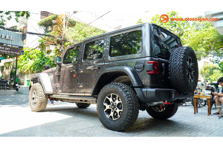 Chi tiet Jeep Wrangler Unlimited Rubicon day hap dan o Sai Gon-Hinh-10